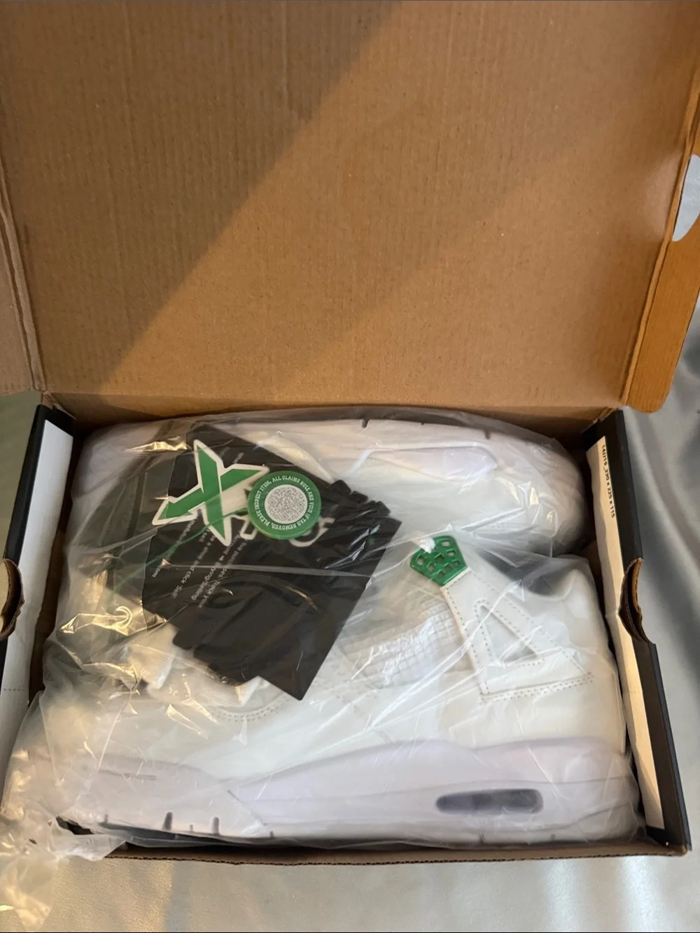 New! Air Jordan 4 Retro 